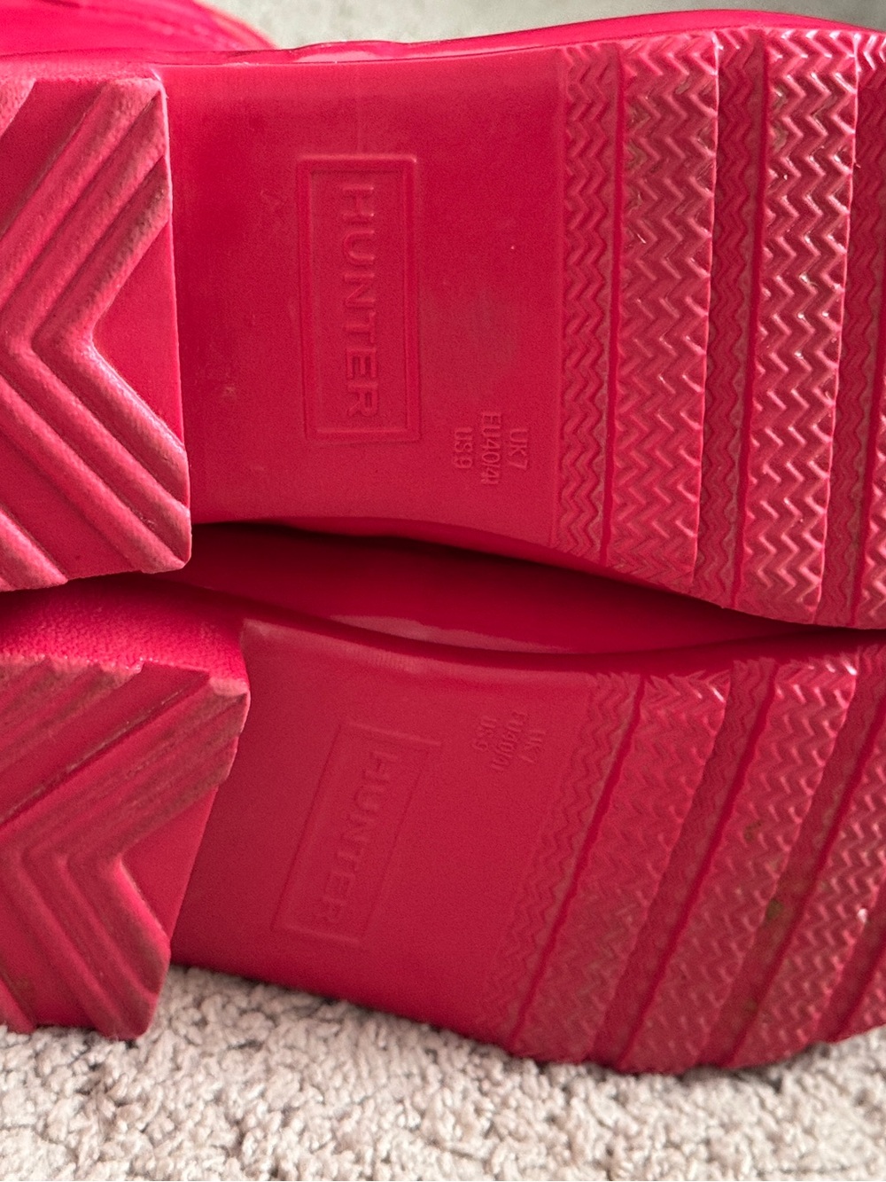 Hot Pink Gloss Short Hunter Rain Boots - Picture 4 of 9